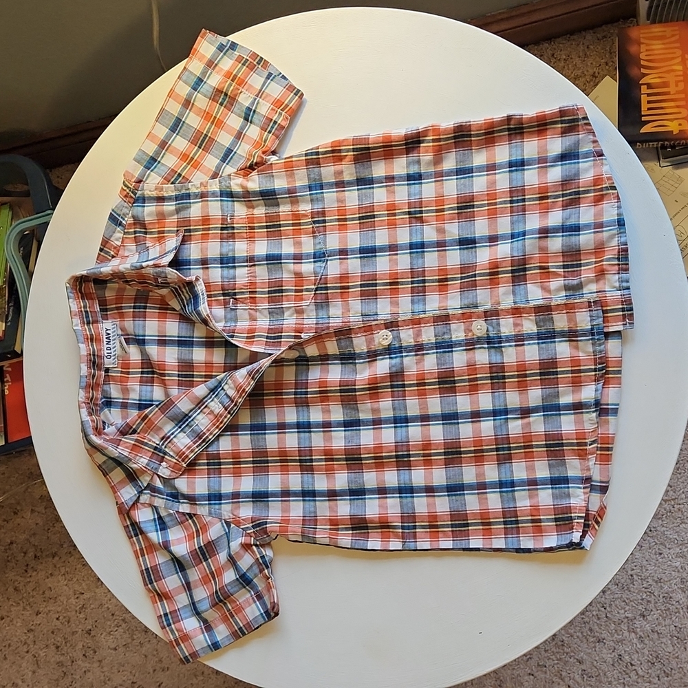 Boys short sleeve button down Old Navy shirt XS